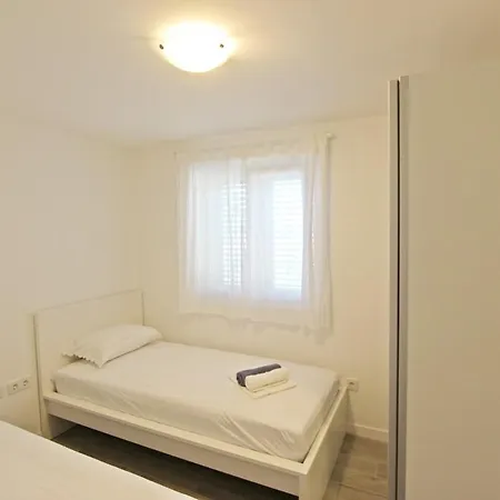 Zlatko Apartment *
