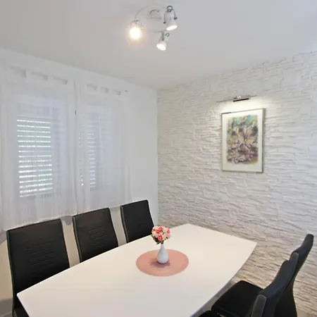 Zlatko Apartment Betina (Sibenik-Knin)